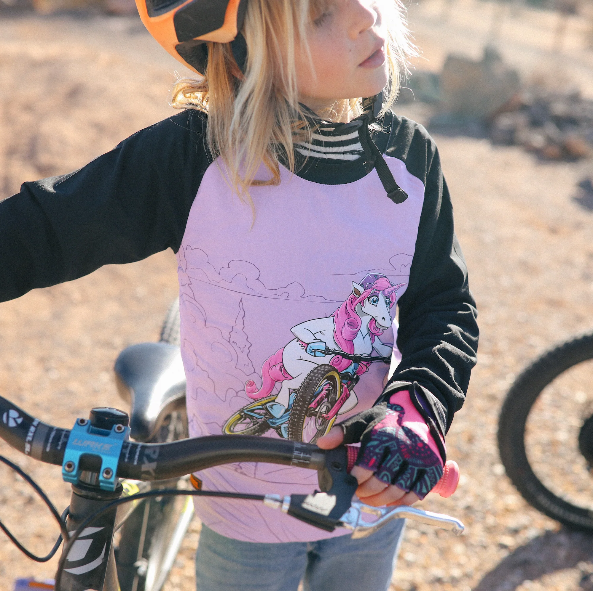 UPSHIFT UNICORN WINDPROOF KIDS MTB JERSEY - Image 3